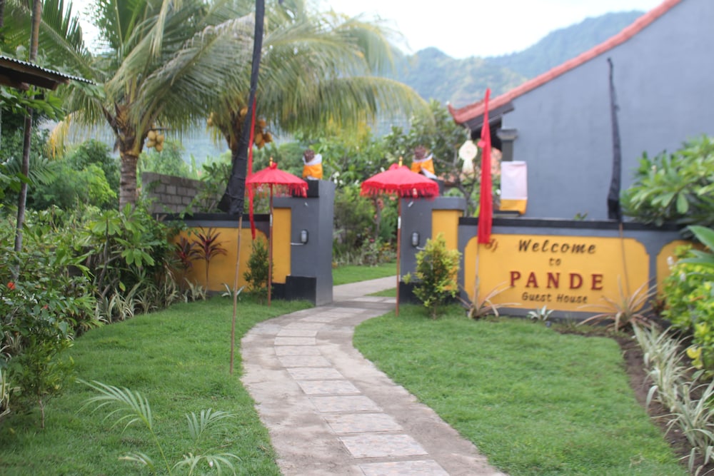 Pande Guest House Pemuteran 52/62