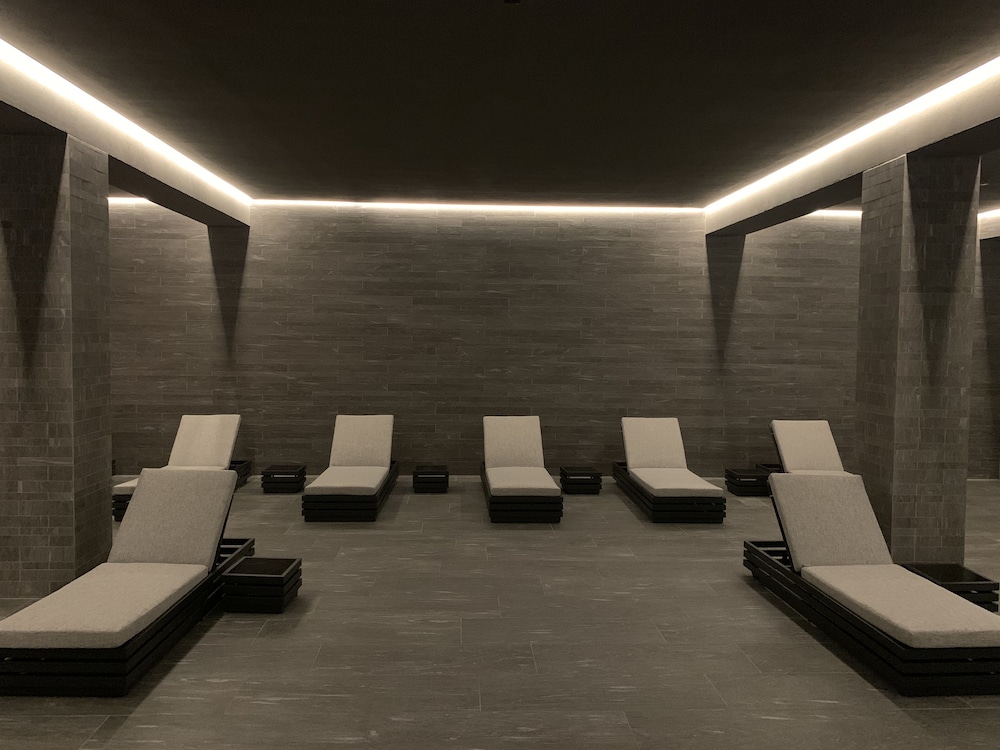 Loev Hotel Rugen 35/70
