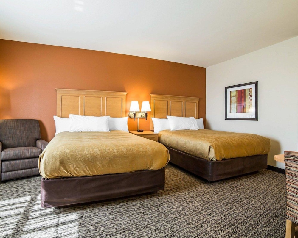 MainStay Suites Sidney - Medical Center 15/45