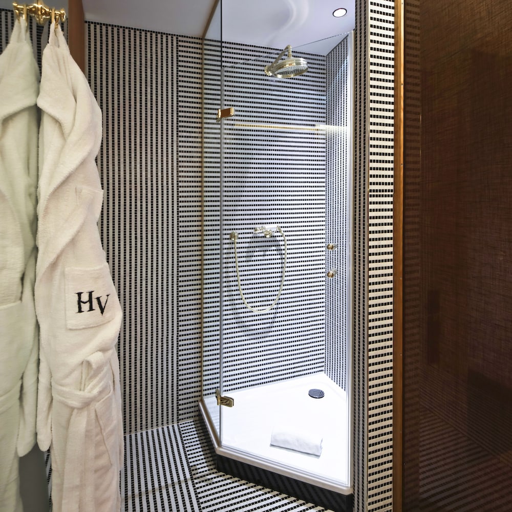 Hotel Vernet 7/46