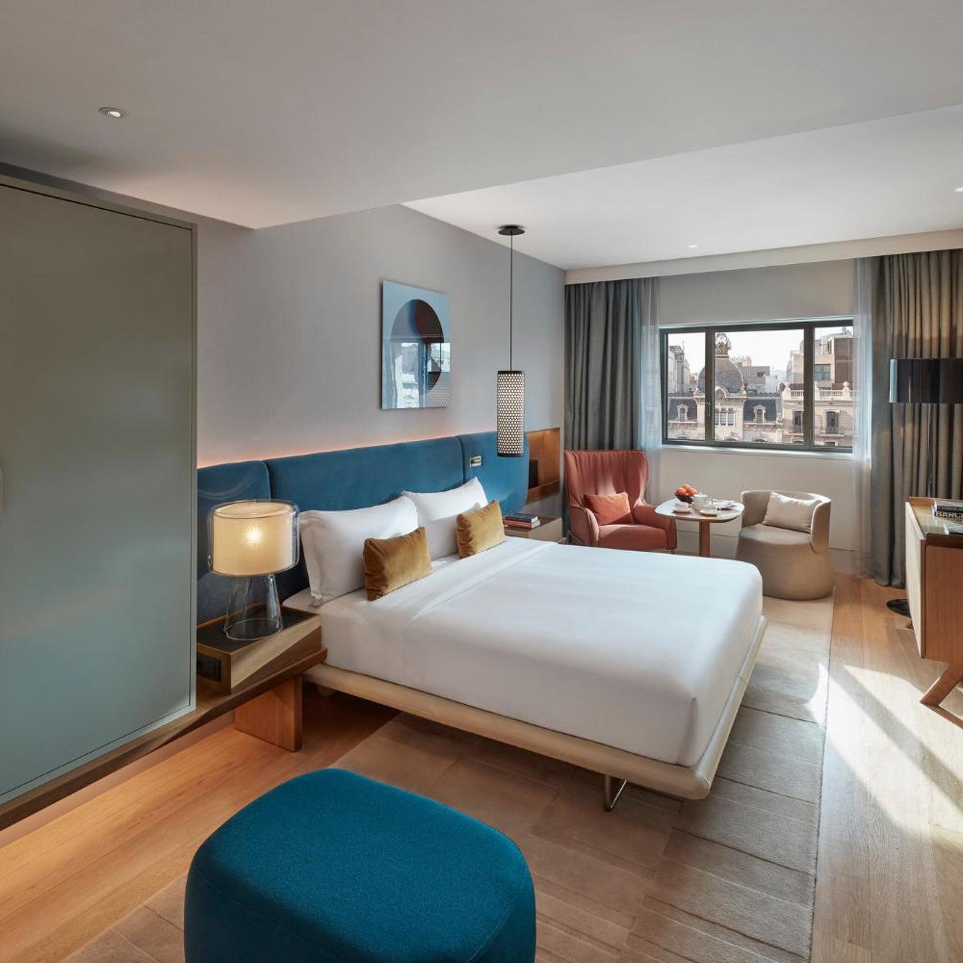 Boulevard, Deluxe, Double Bed