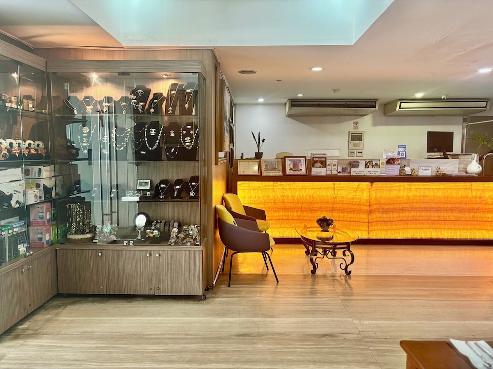 The E-Hotel Makati 47/59