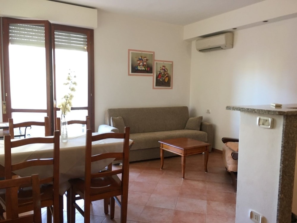 Lola Piccolo Hotel 48/68