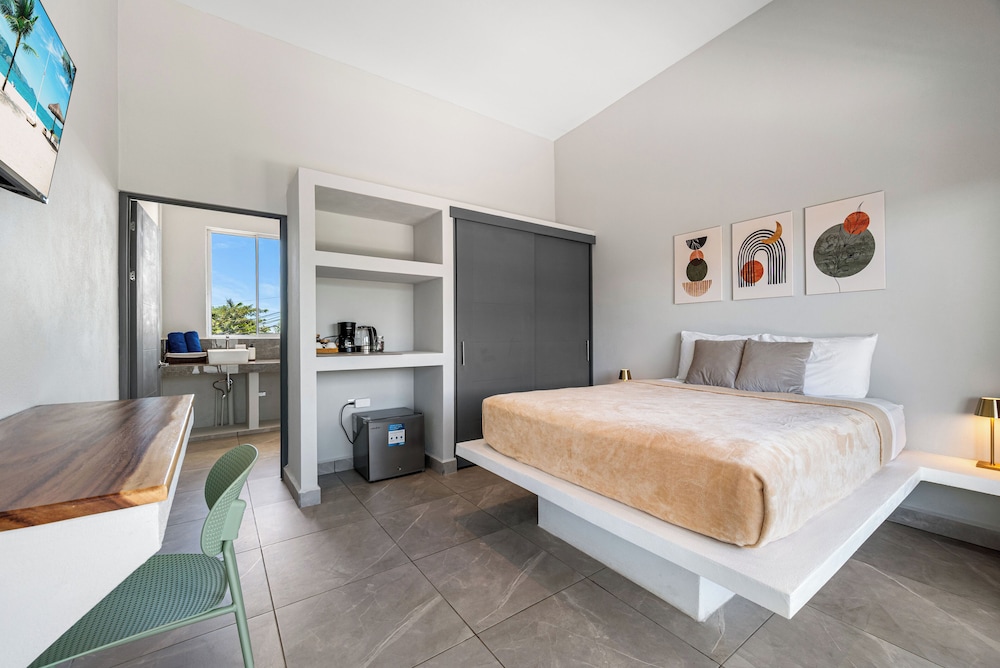 La Ramona Charming Hotel 24/75