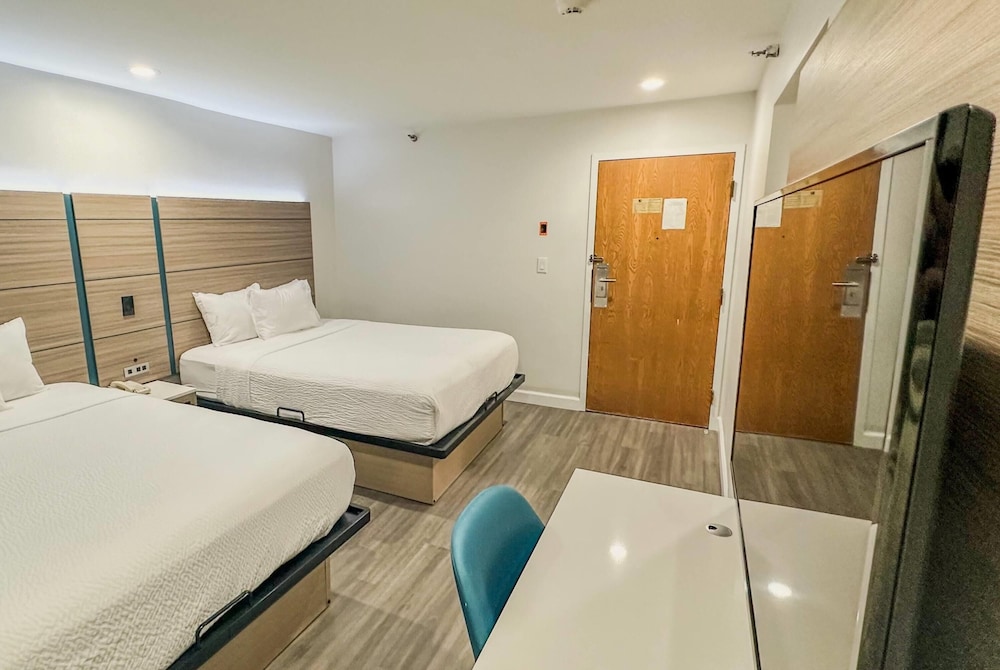 غرفة بسريرين كوين، Baymont by Wyndham Henrietta/Rochester 3/8