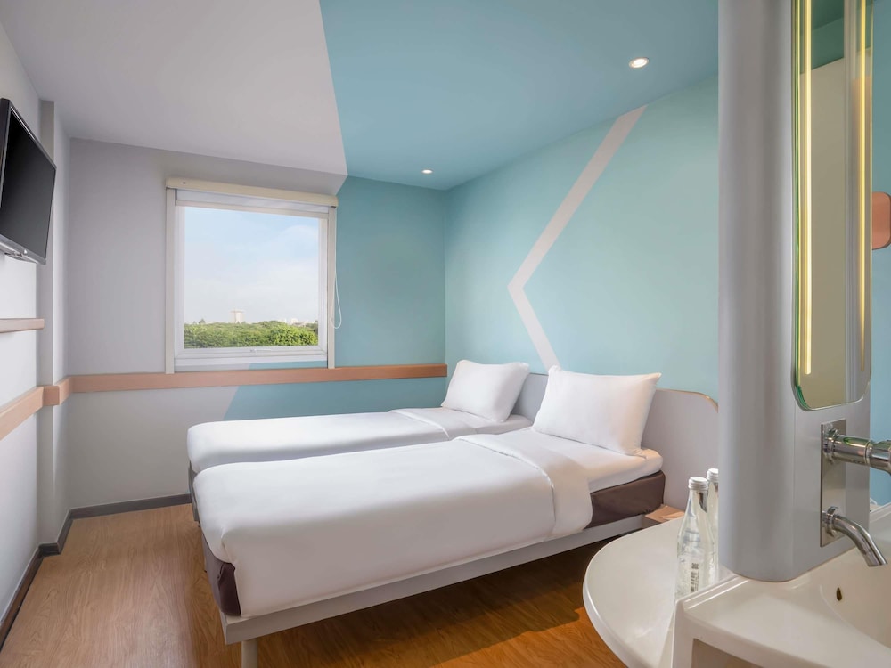 Ibis Budget Jakarta Airport 19/54
