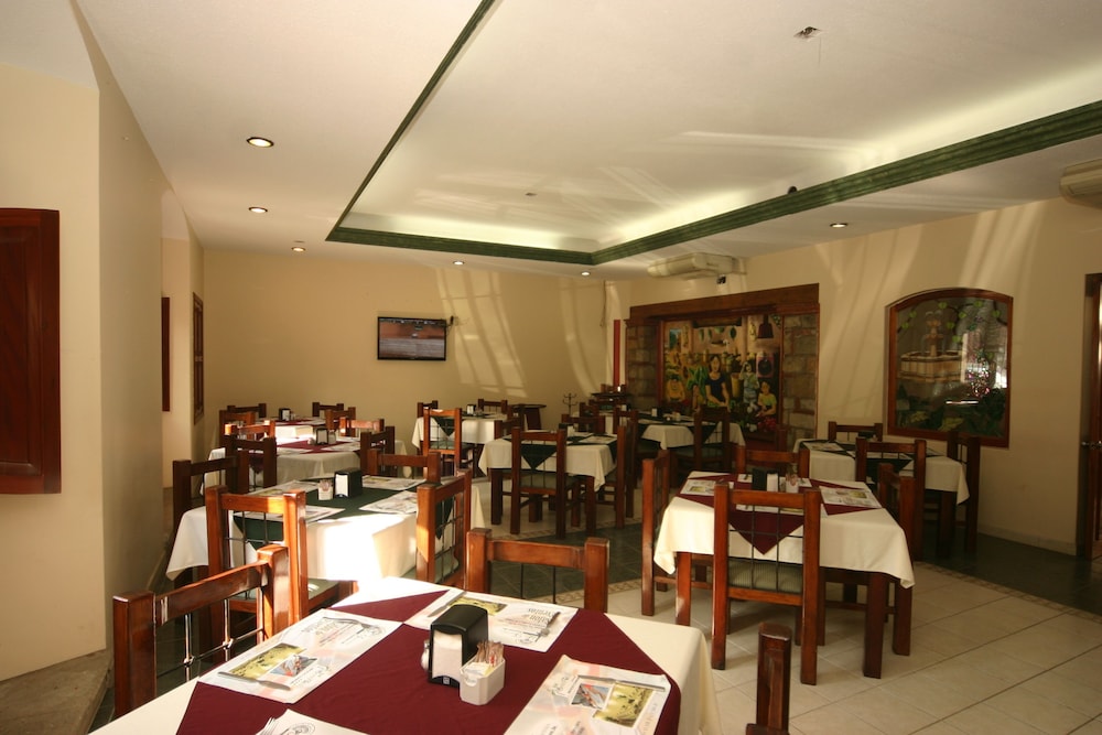 Hotel Cantera Real 19/26