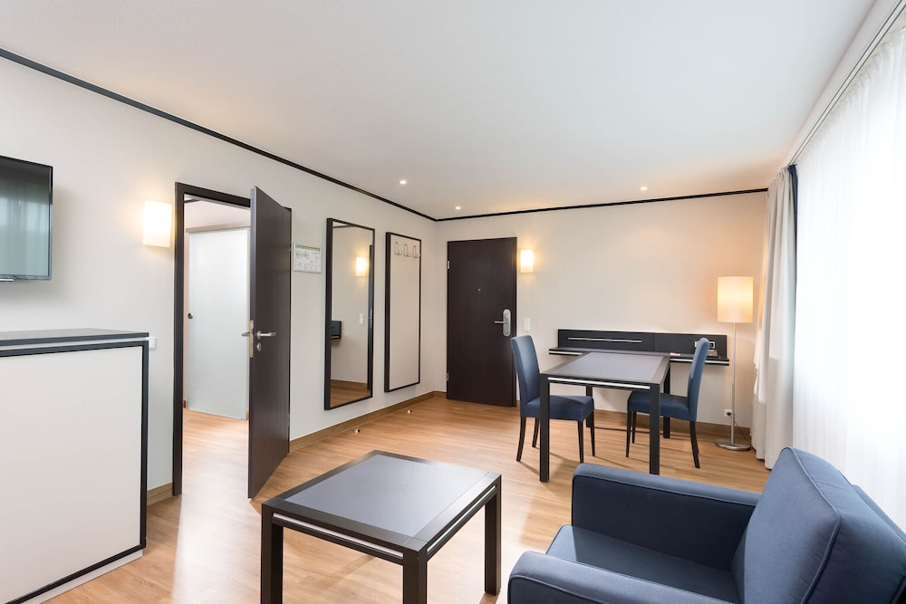Sunday Hotel Bad Honnef 43/64