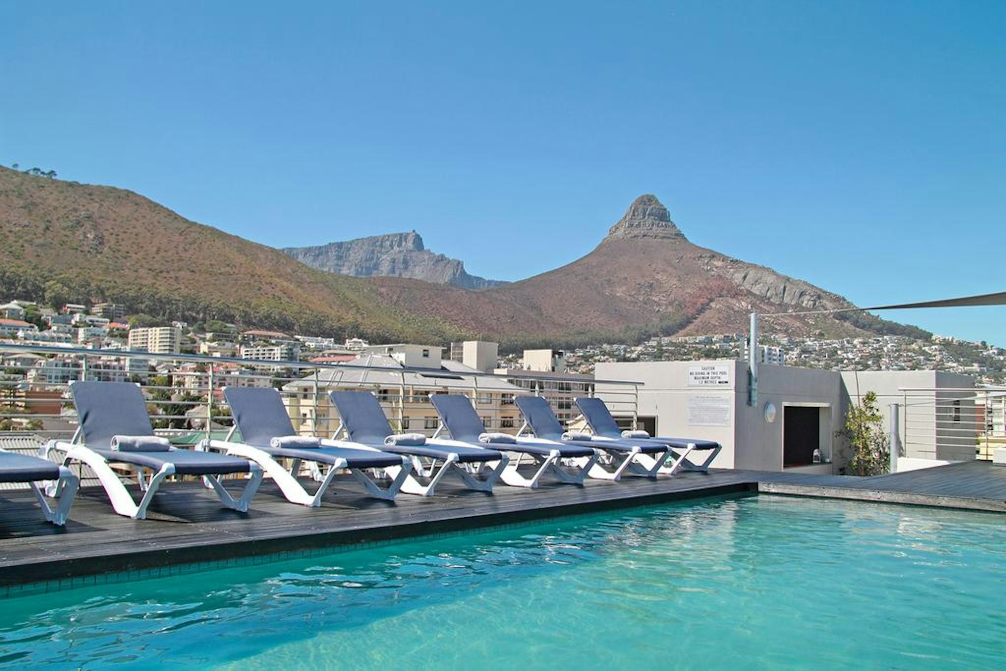 The Hyde All-Suite Hotel 45/46