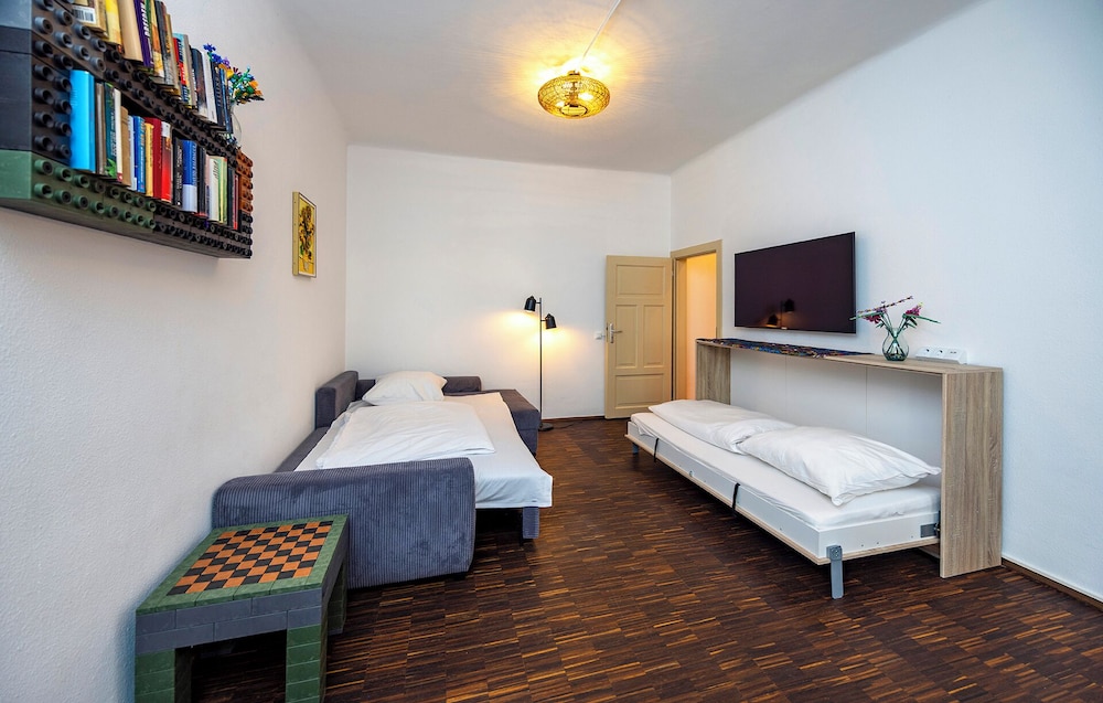 Hostel Mondpalast 23/73