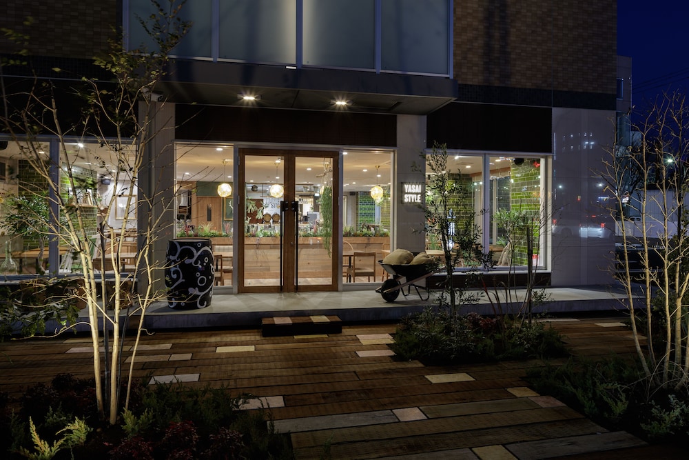 Center Hotel Narita 2 R51 8/47
