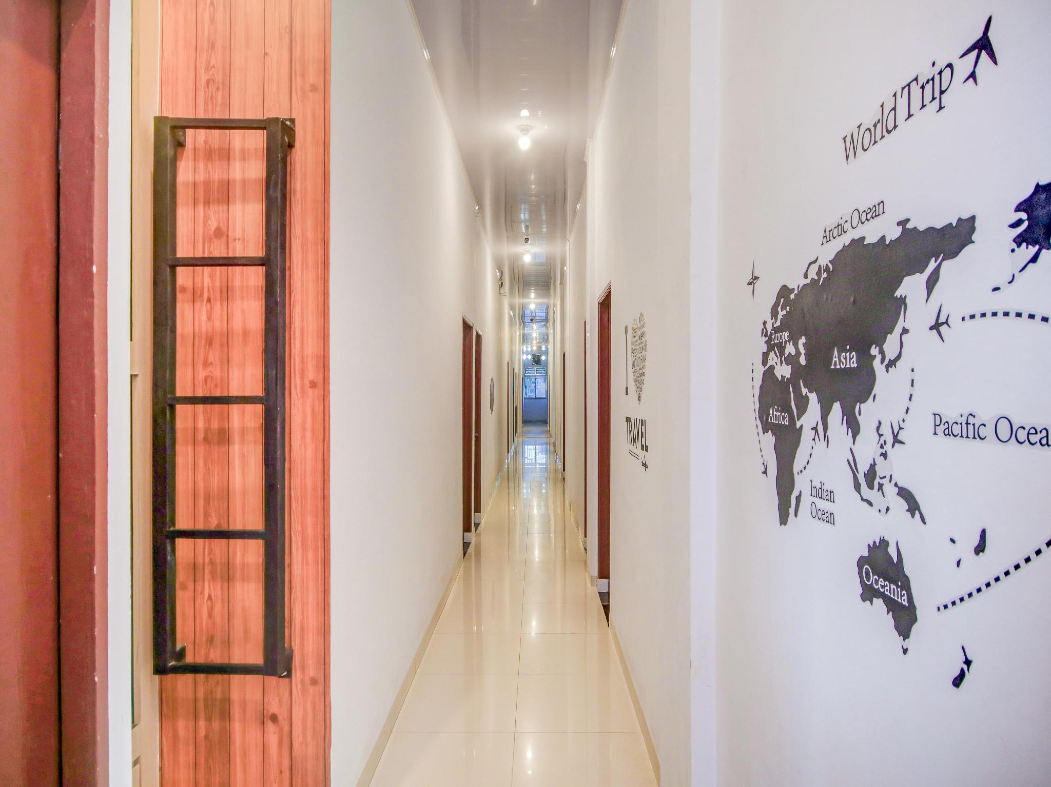OYO 89995 Damai Guest House 10/15