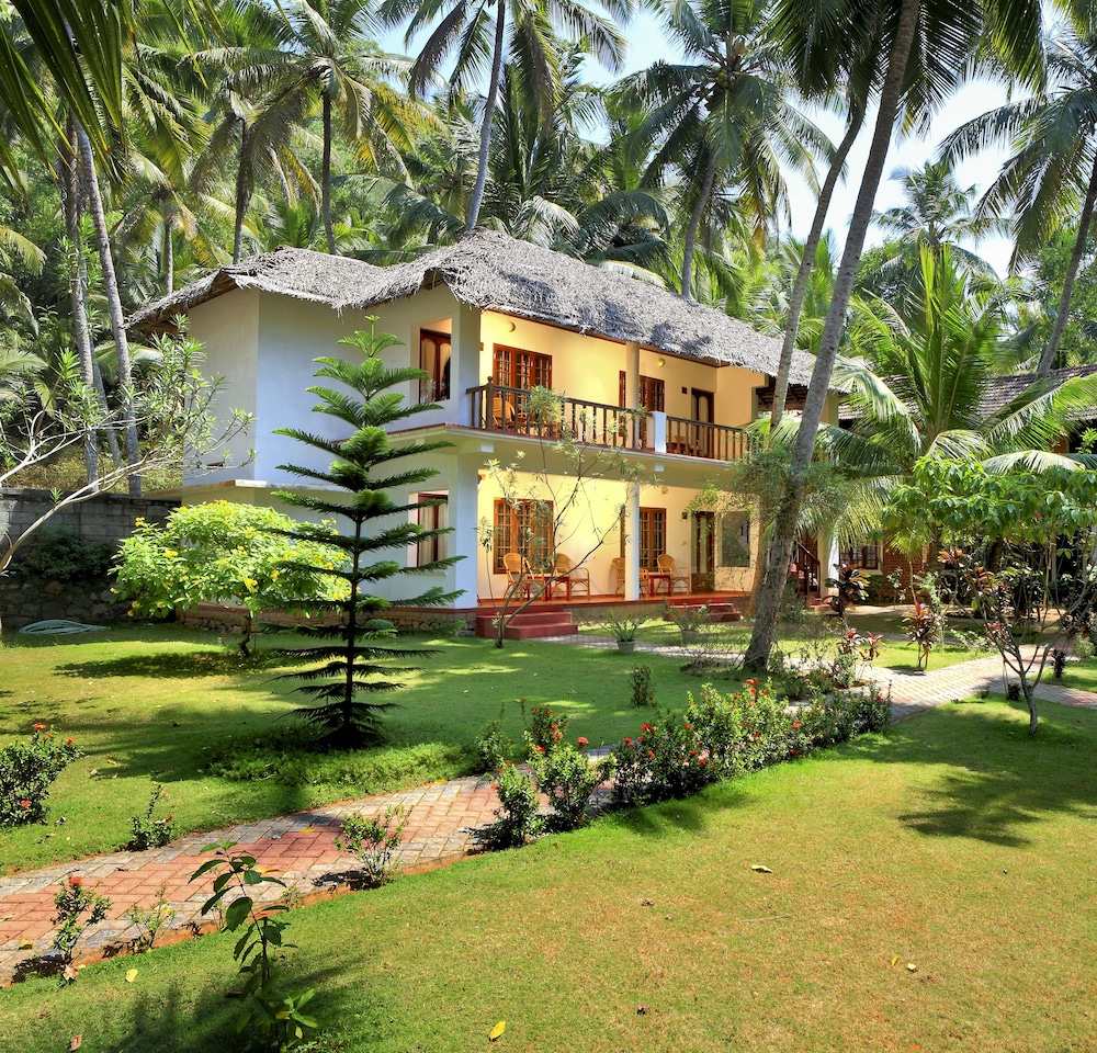Abad Harmonia Ayurveda Beach Resort 34/42