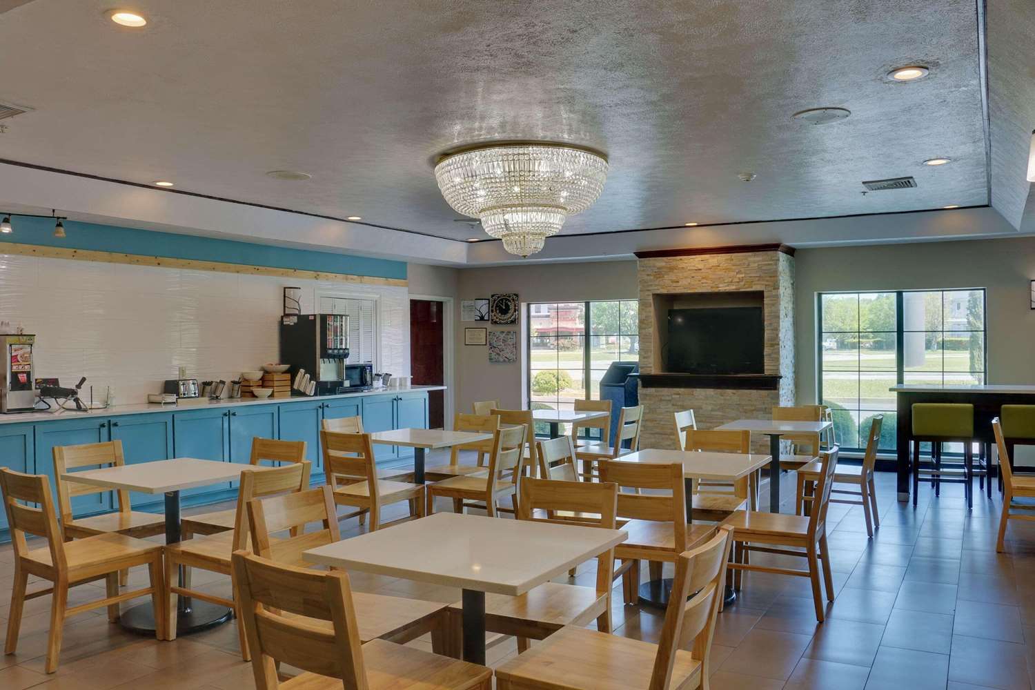Country Inn Suites By Radisson Savannah Gateway Ga 29/35
