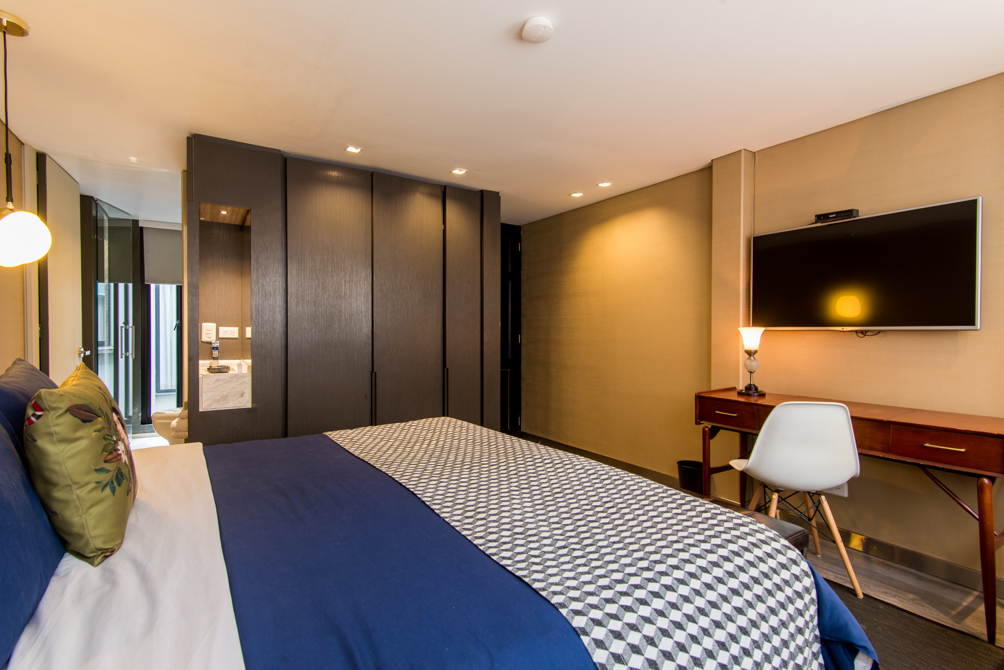 rooms
