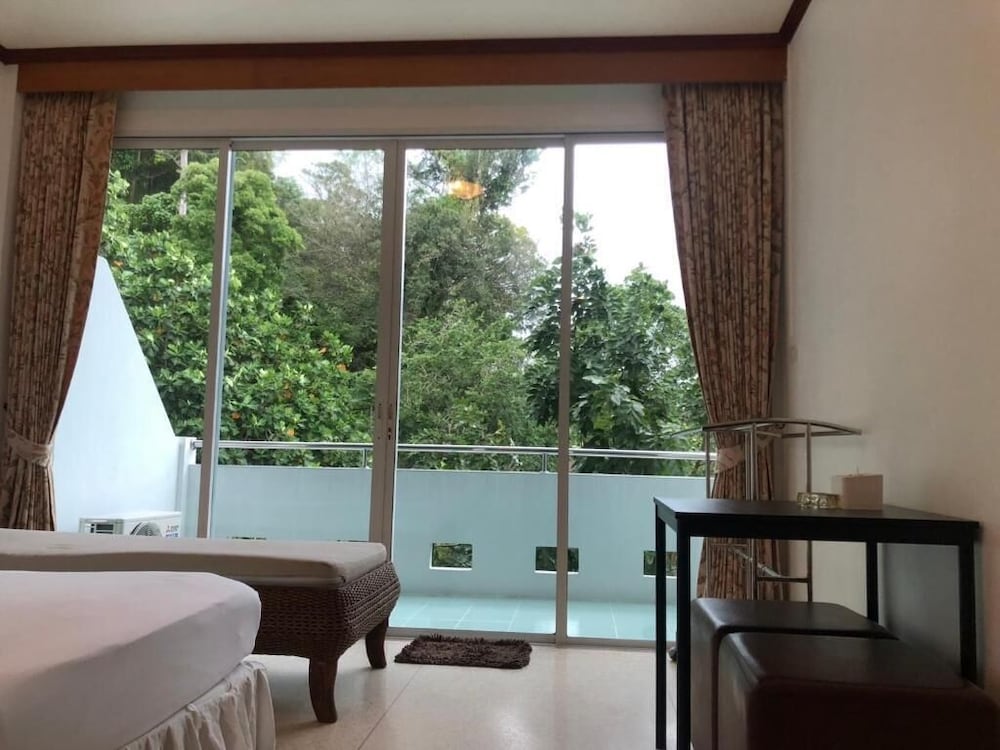 MAM KAI BAE BEACH RESORT 24/48