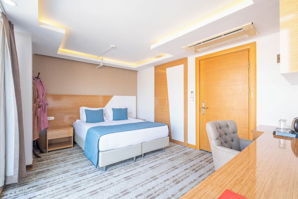 Bulvar Hotel 19/49