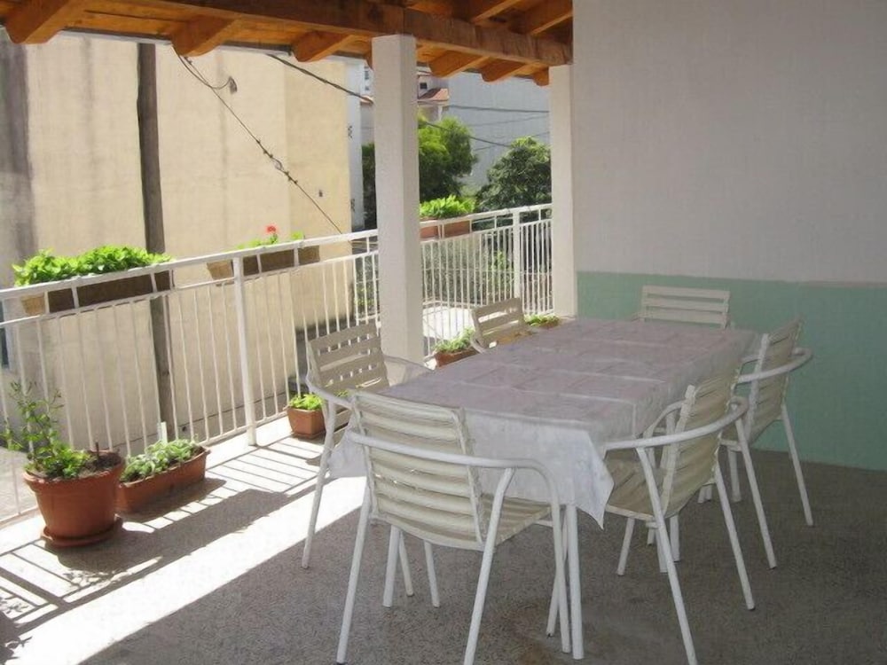 Villa Angela 71/80