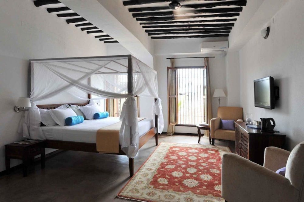 Kisiwa House 13/40