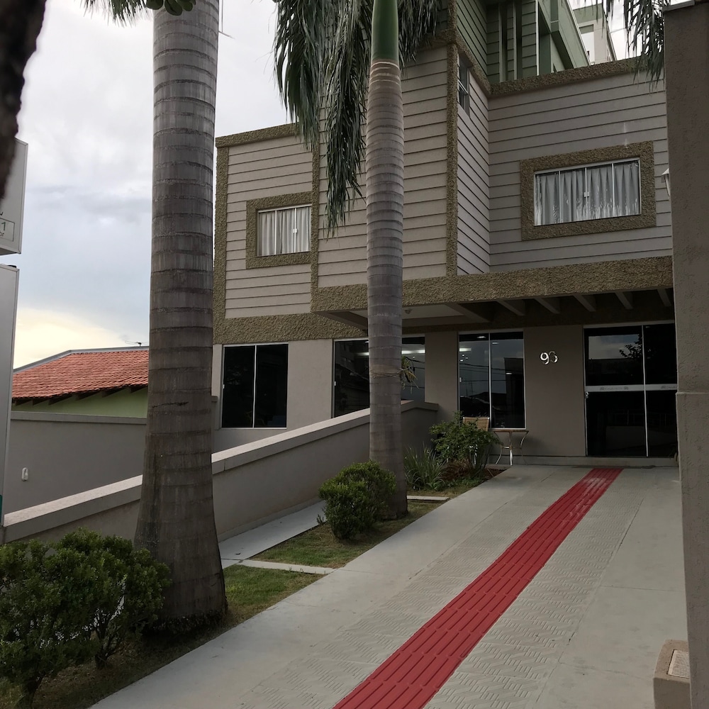 Cerrado Hotel 34/37