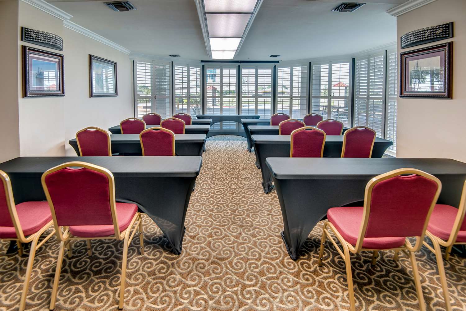 Ramada By Wyndham Metairie New Orleans Airport 28/31