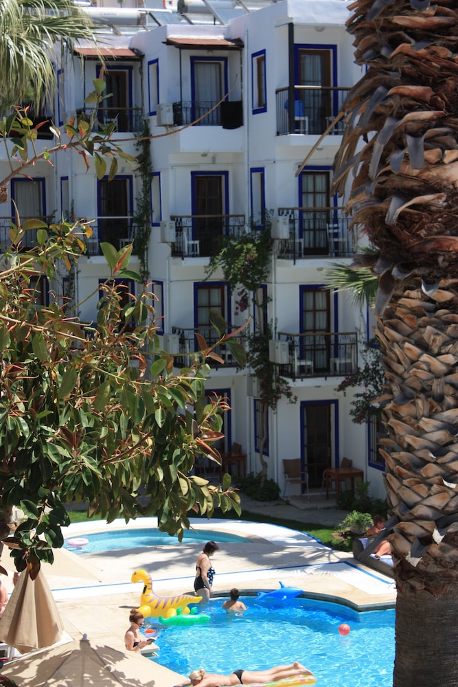 Sami Beach Hotel 47/50