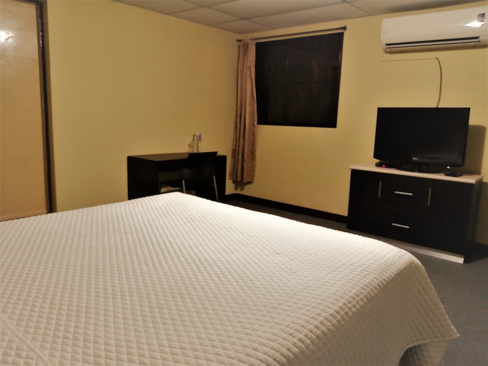 Kartagus Hotel Boutique 12/76