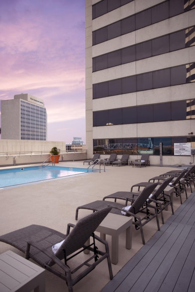 Marriott Jacksonville Downtown (ex. Omni Jacksonville Hotel) 57/64
