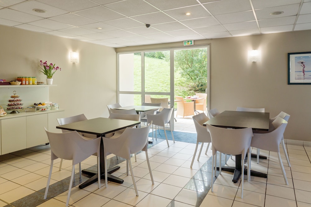 restaurant-cafeteria