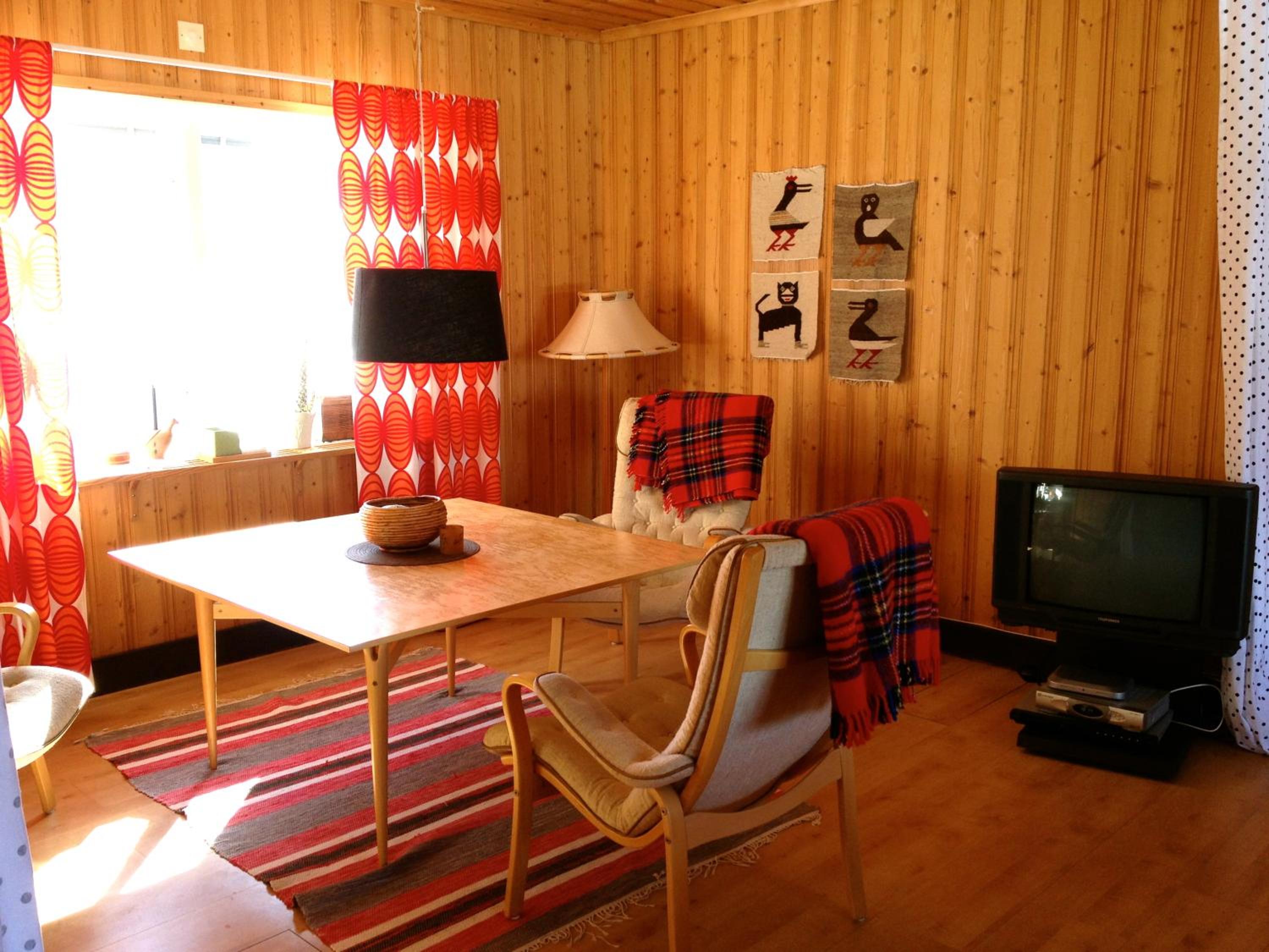 Stora Björnstugan In Laisvallby 26/50