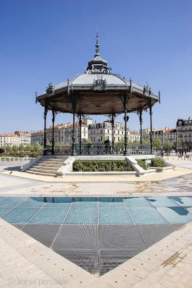 Ibis Styles Romans Valence Gare Tgv 31/71