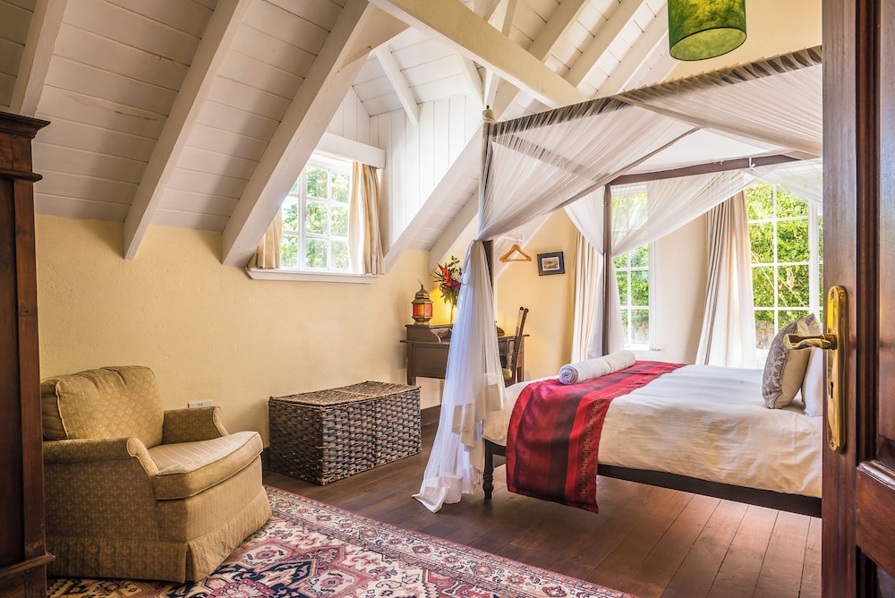 COMFORT, DOUBLE BED