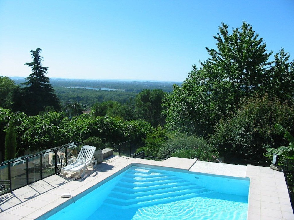 La Villa du Rhone 27/50