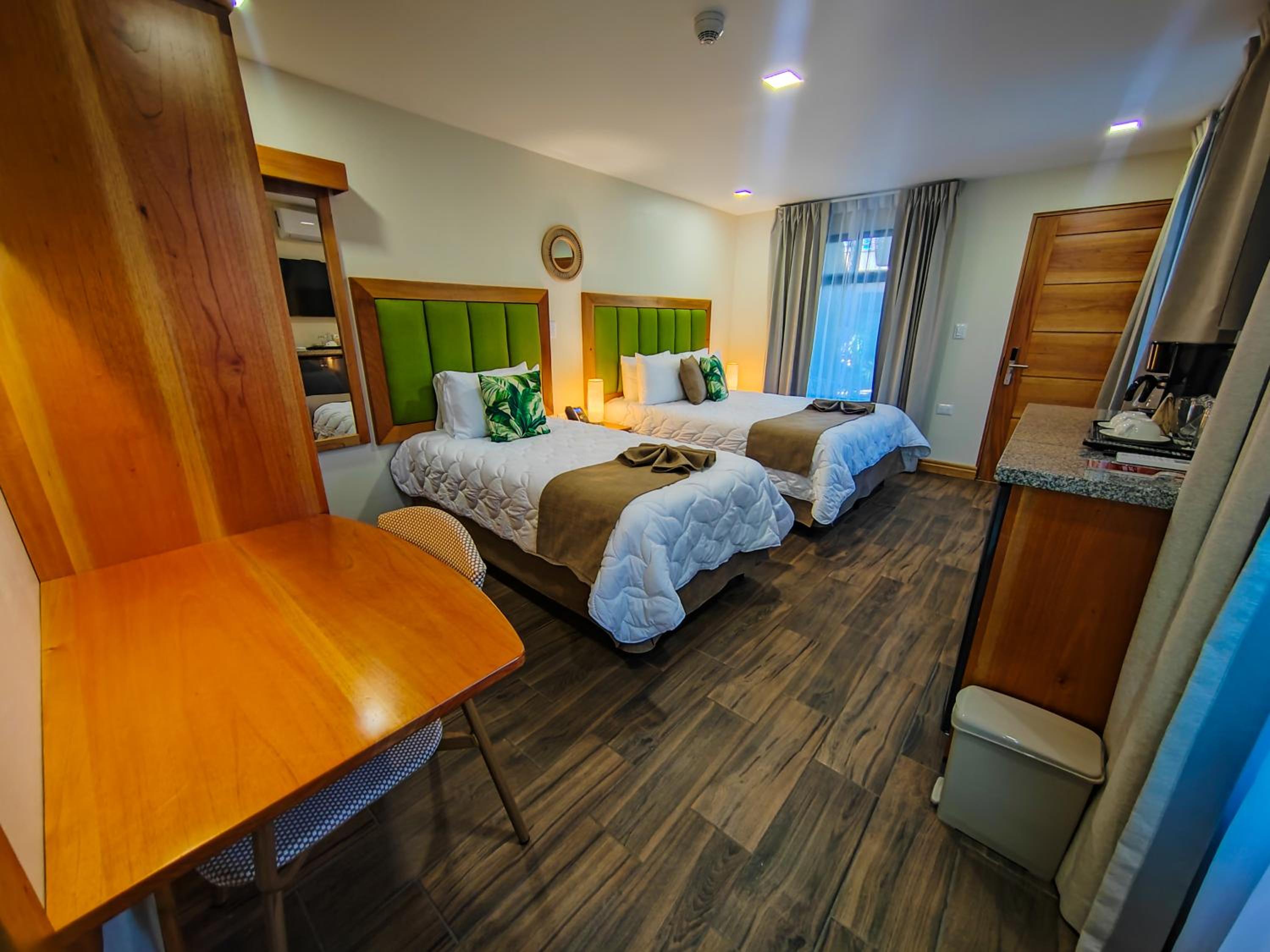 Forest, Superior, 1 Queen and 1 Single Bed