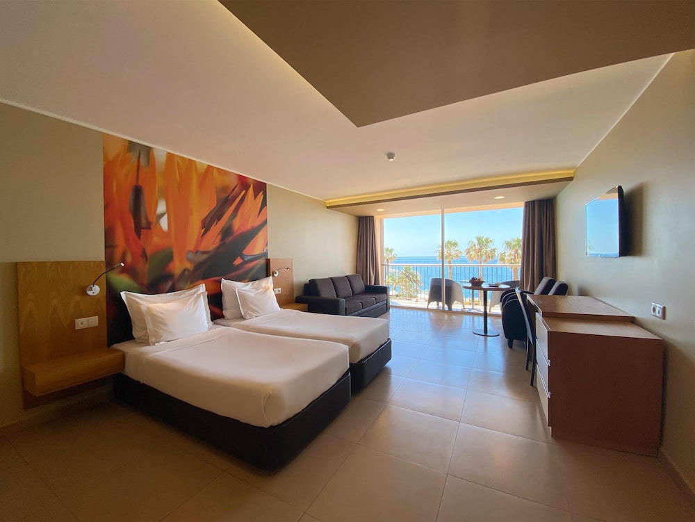 Superior, 3 Beds