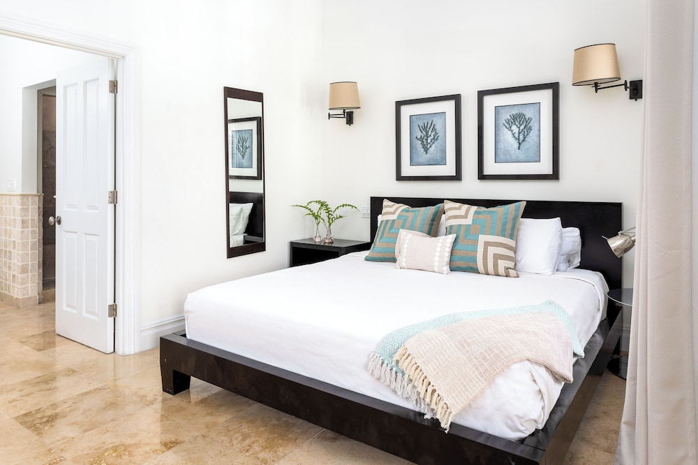 3 BEDROOMS, RESIDENCE