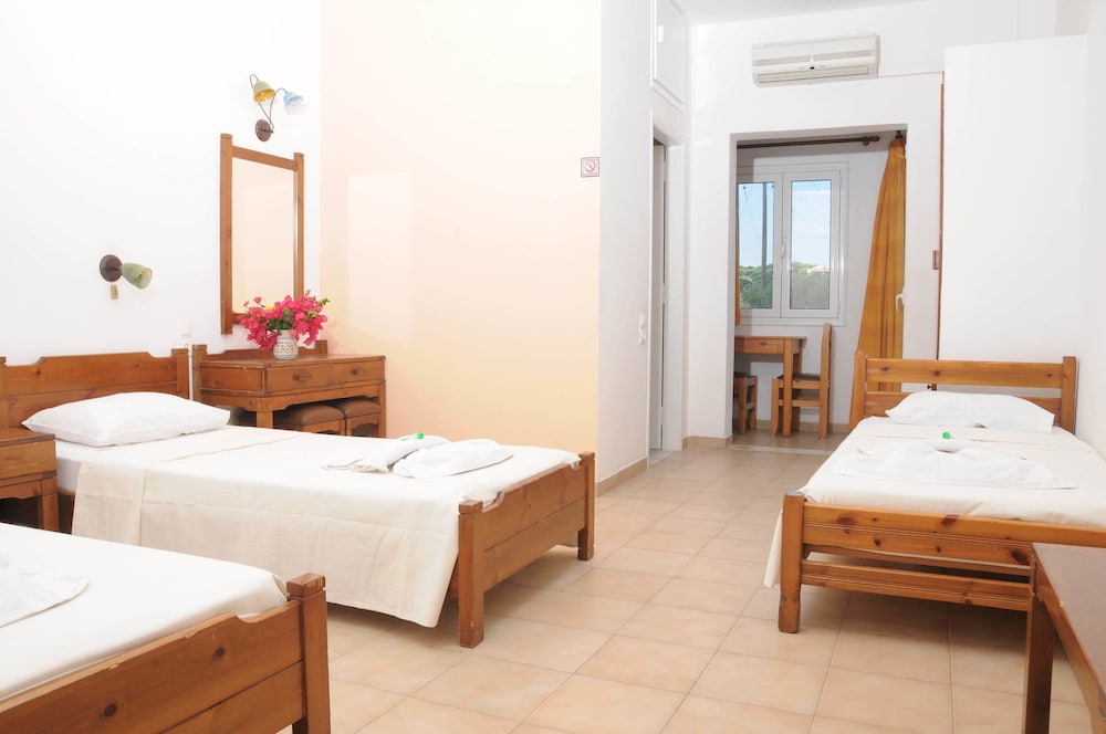 Mastorakis Hotel 38/69