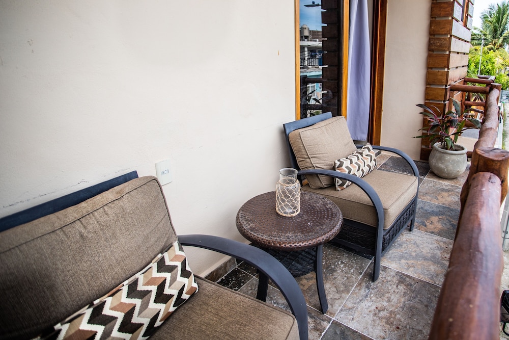 Macondo Holbox Hotel Boutique 45/49