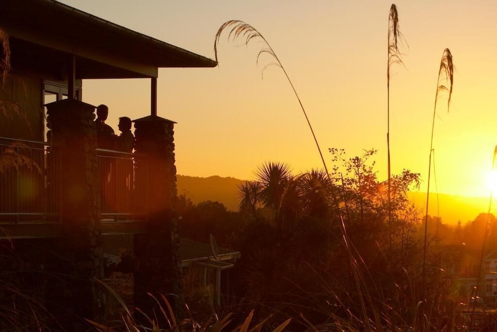 Scenic Hotel Te Weheka 12/31