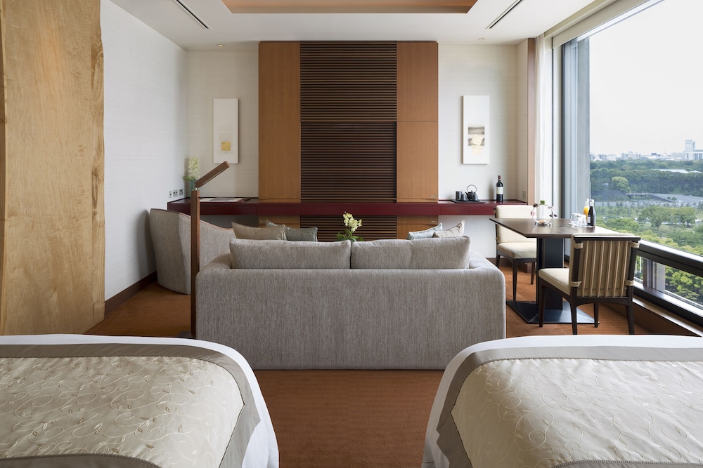The Peninsula Tokyo 11/78