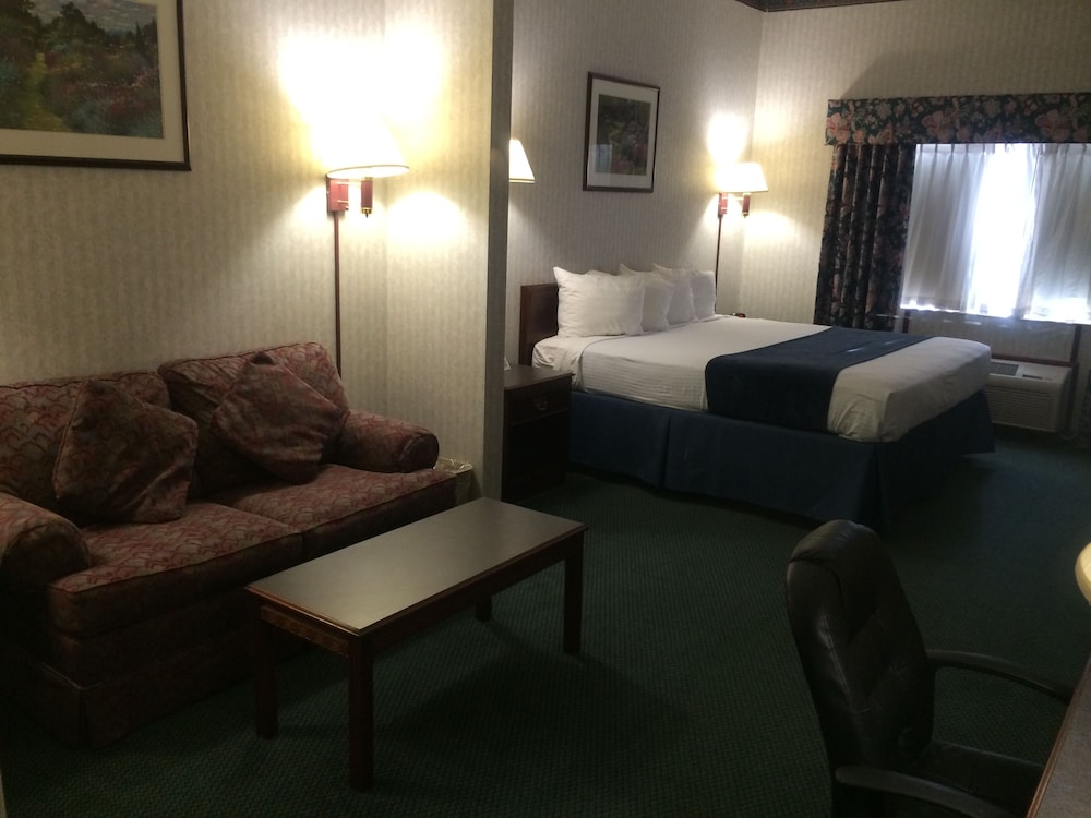 Best Western Elkhart Inn & Suites 12/27