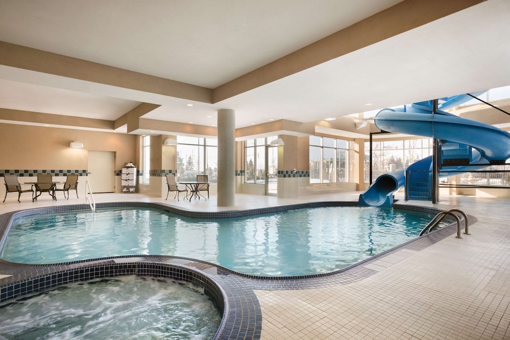 Hilton Garden Inn Vaughan Toronto 11/33
