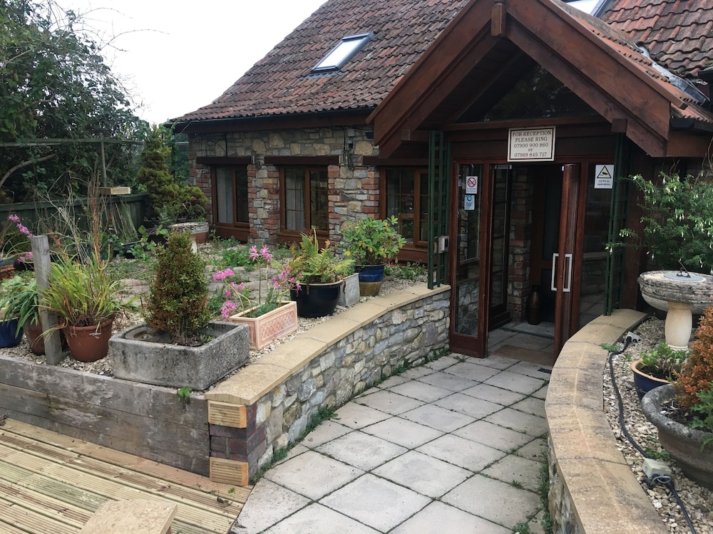 Bridge Farm Guesthouse 4/50