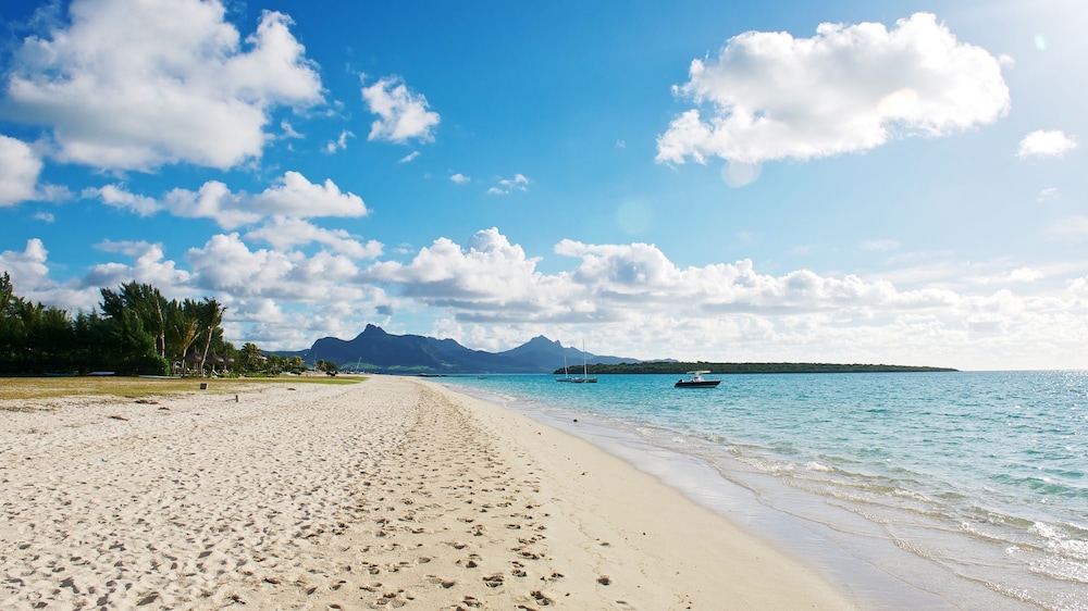 Paradise Beach by Horizon Holidays 63/71