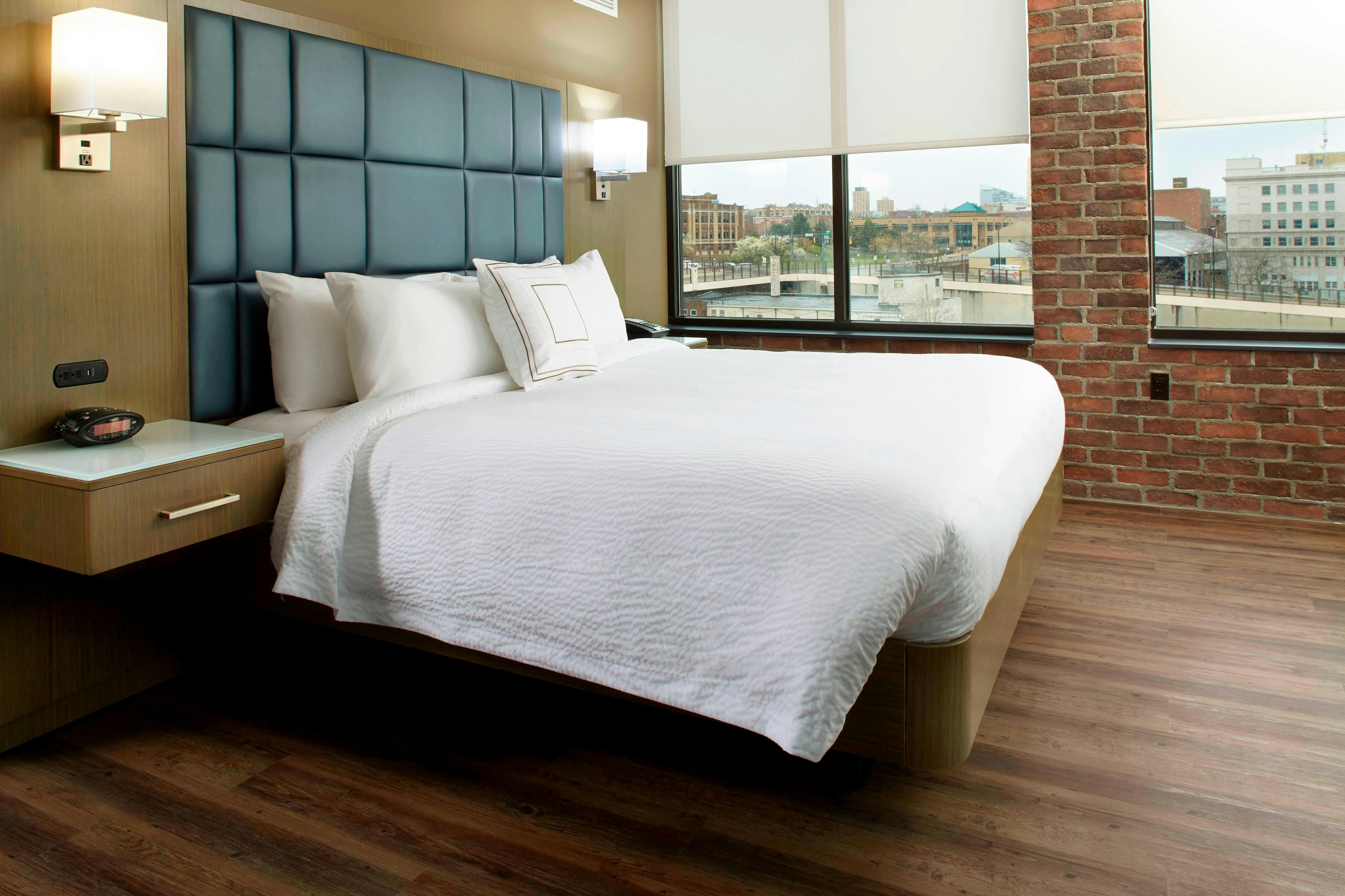 Room, King Bed
