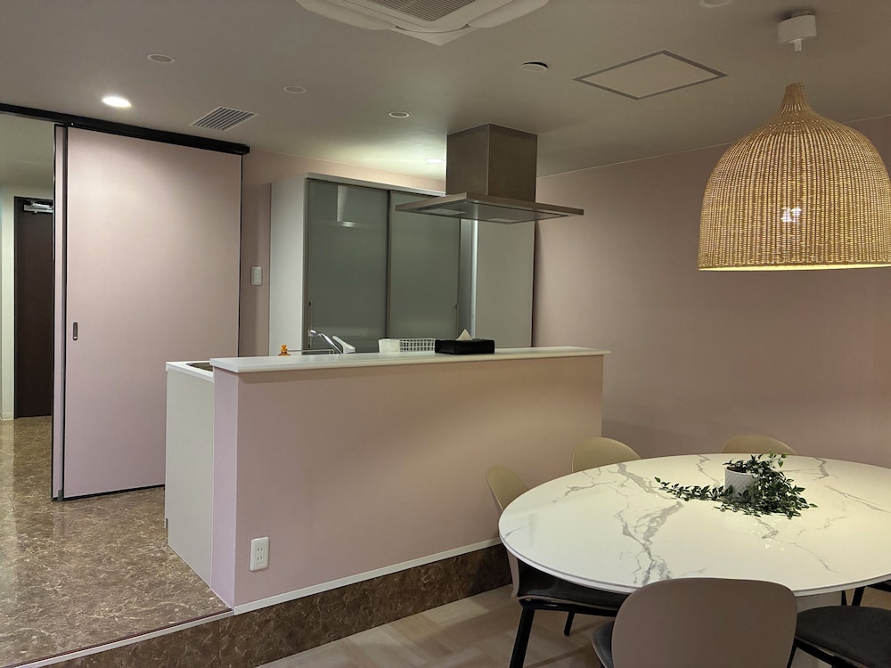 Minamisenba Crystal Plaza 30/43