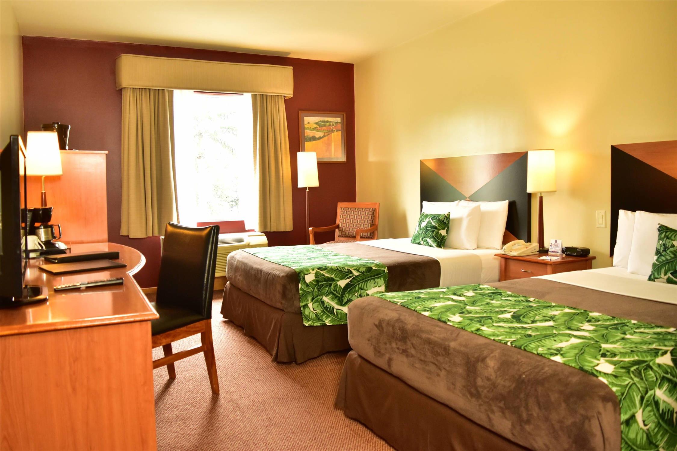 ROOM, 2 DOUBLE BEDS