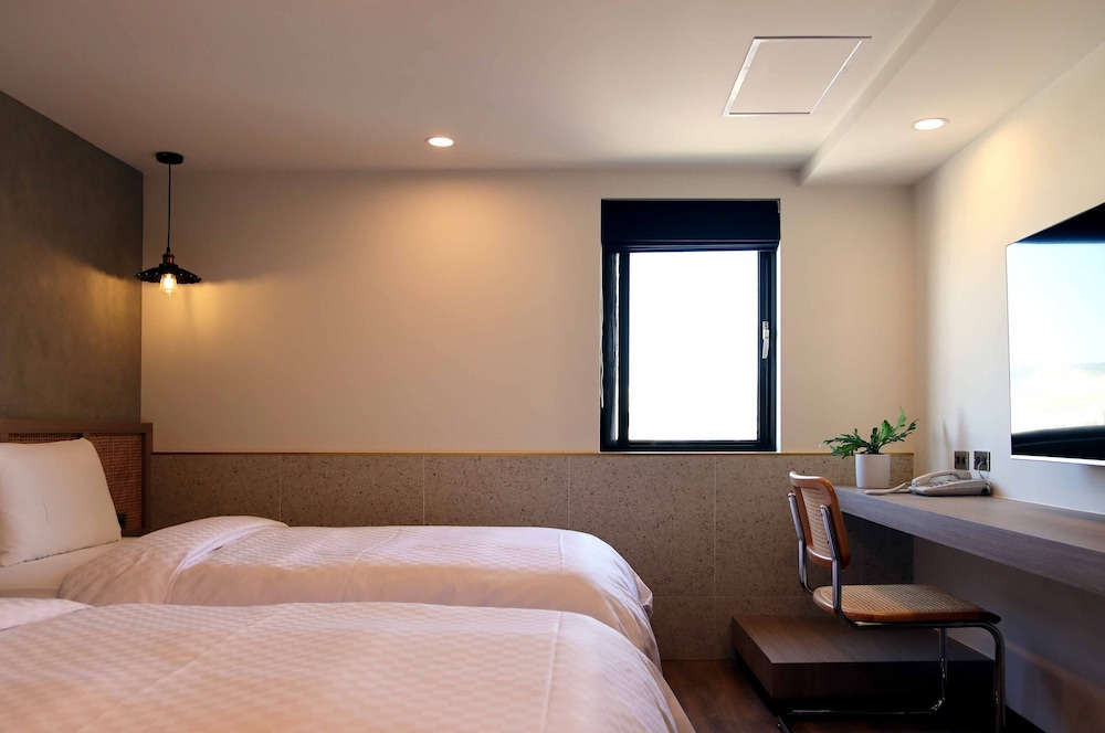Kindness Hotel Yuanlin 6/50