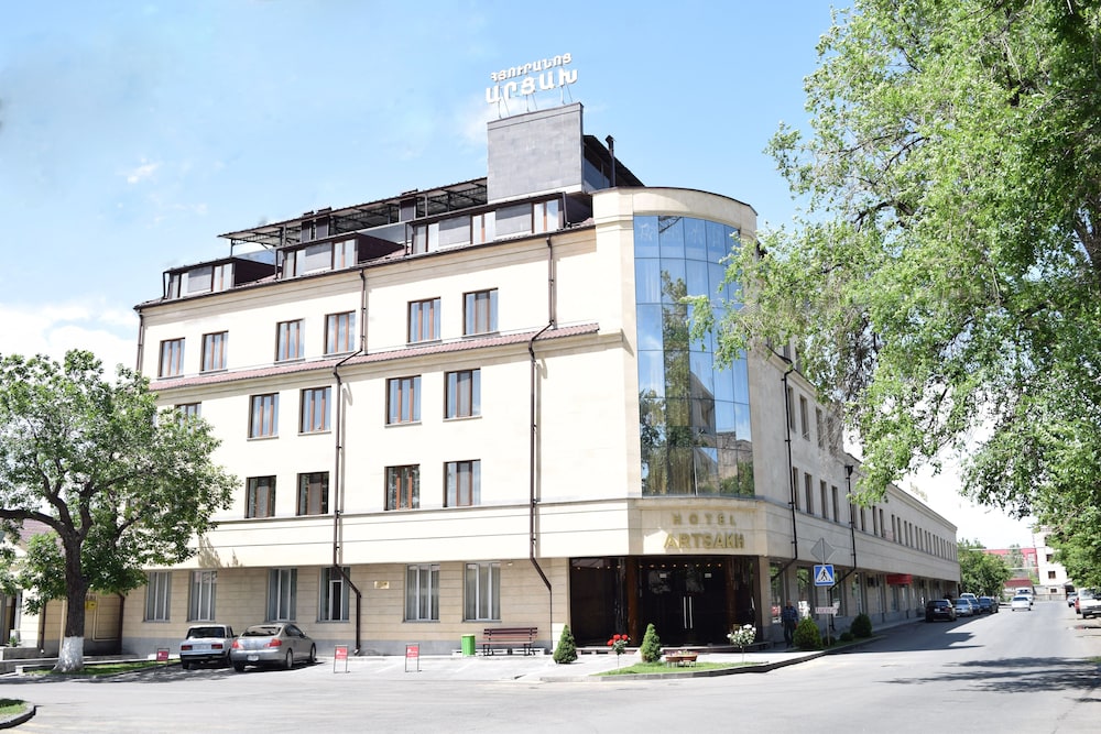 Artsakh Hotel 2/37
