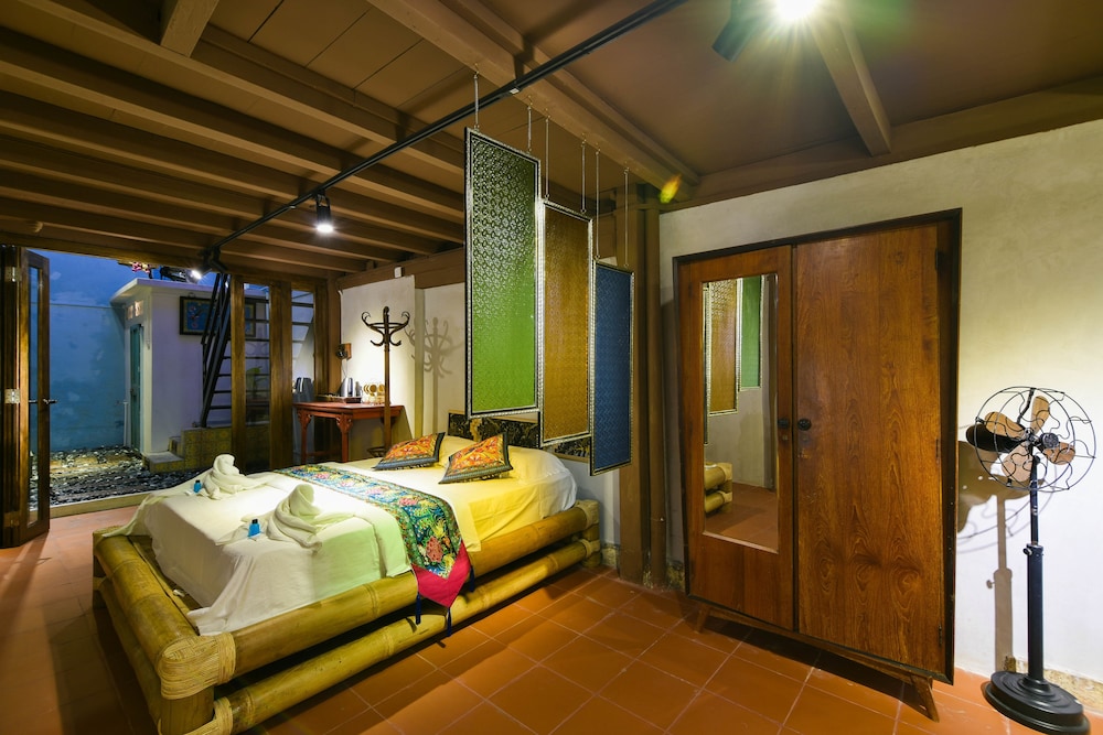 Ohana House Hq 29/50
